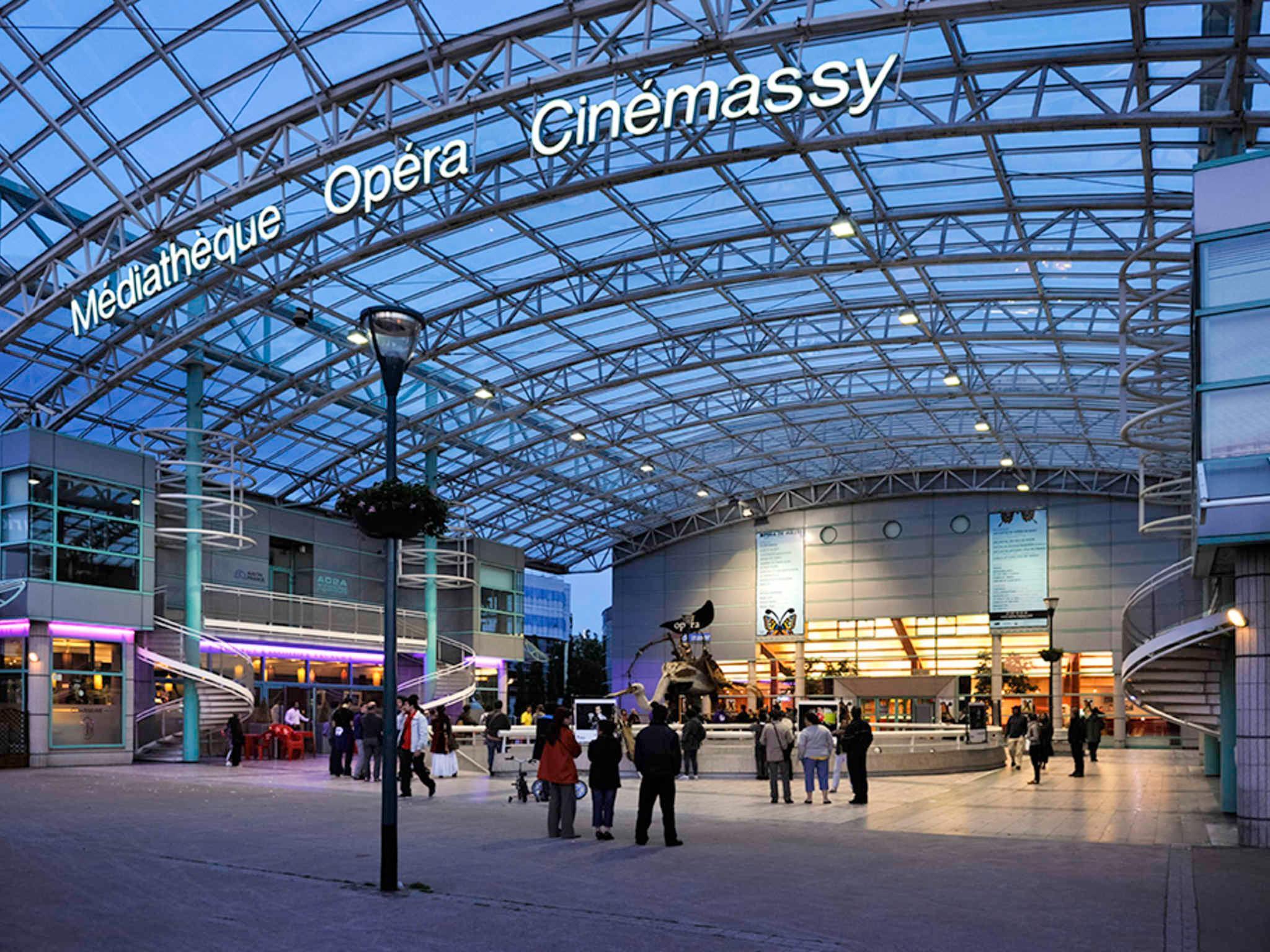 Mercure Paris Massy Gare Tgv Экстерьер фото