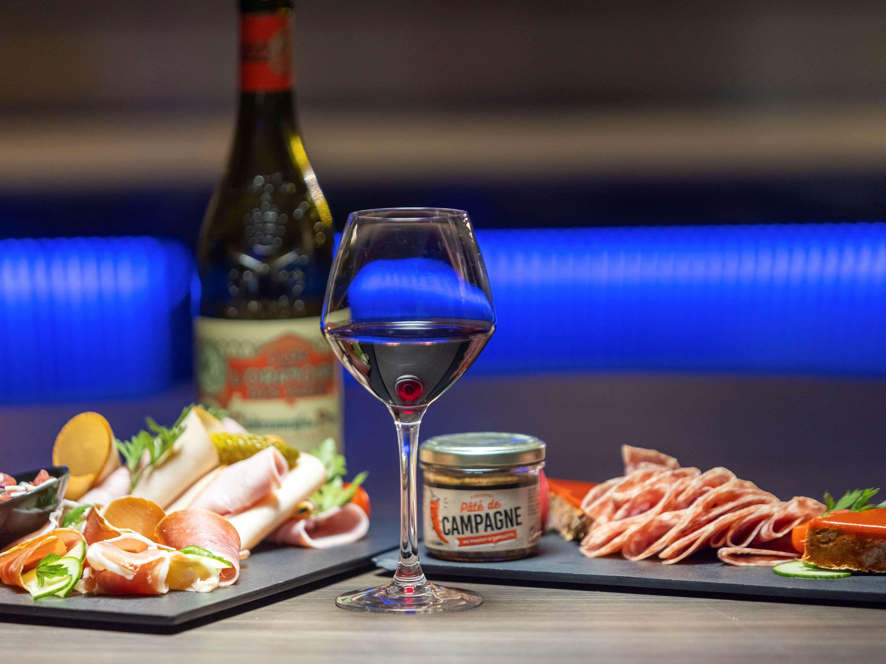 Mercure Paris Massy Gare Tgv Экстерьер фото