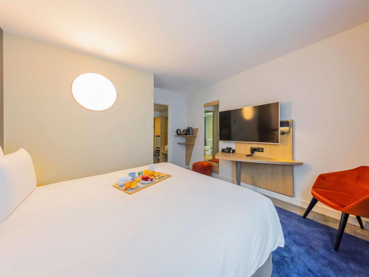 Mercure Paris Massy Gare Tgv Экстерьер фото
