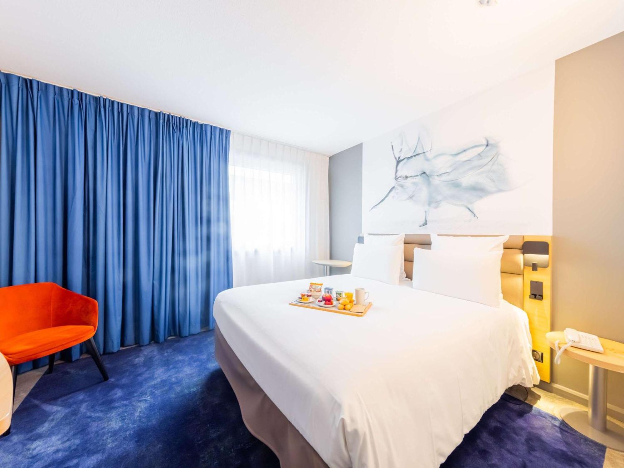 Mercure Paris Massy Gare Tgv Экстерьер фото