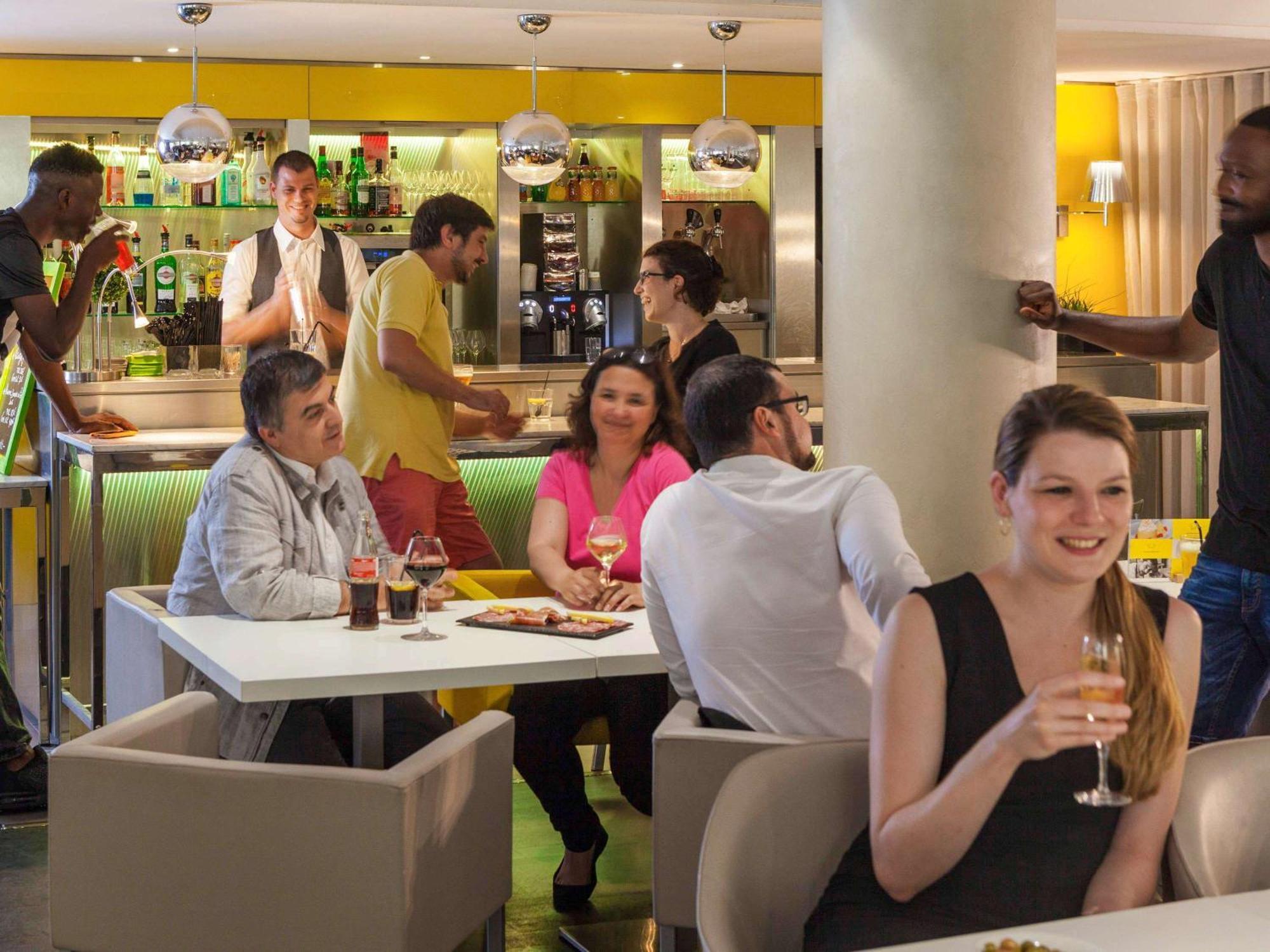 Mercure Paris Massy Gare Tgv Экстерьер фото
