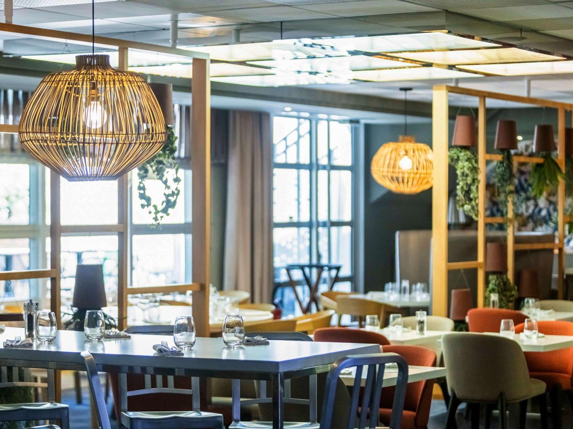 Mercure Paris Massy Gare Tgv Экстерьер фото